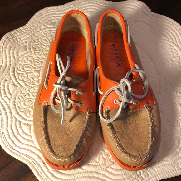 🧡Sperry Topsiders Classic leather tie laces, boat shoes cute silver back detail - Picture 2 of 12